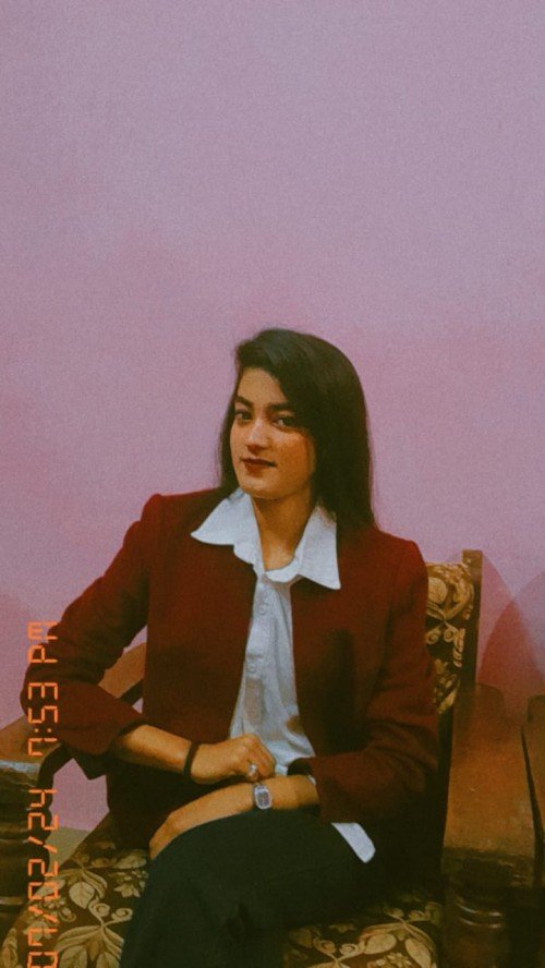 Varsha Yadav All Academic Subjects home tutor in Varanasi.